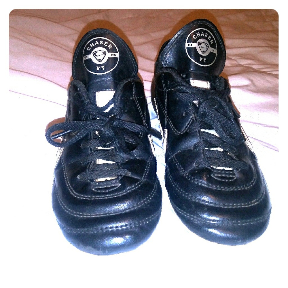 Soccer cleats